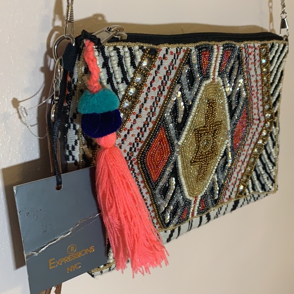 🎀 ExpressionsNYC beautiful beaded embellished bag - Picture 3 of 10
